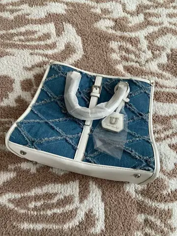 U 데님 토트백 M 사이즈