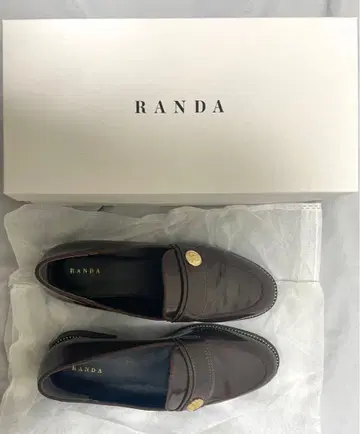 우천 겸용 RANDA 로퍼 브라운