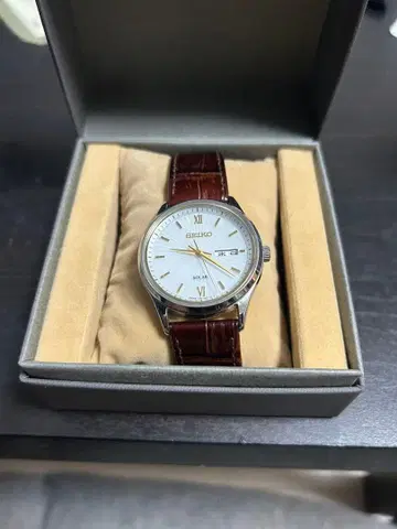 SEIKO 아날로그 시계 실버/브라운
