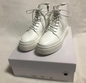 새상품급 BEARDSLEY/비어즐리 레이스업 라이트 슈즈 숏부츠