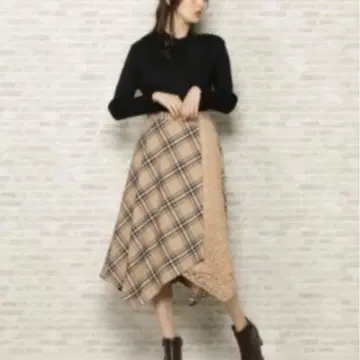 체크 무늬 레이스 비대칭 스커트