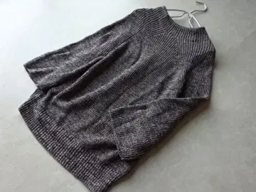 바토너 터틀 니트 스웨터