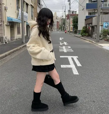 후드 부착 인조 모피 더플 코트 anyonemore NUGU