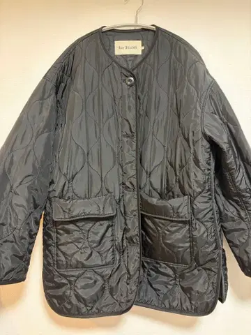 Ray BEAMS 블랙 퀼팅 자켓