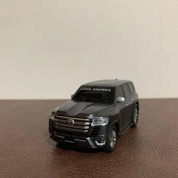 랜드 크루저 풀백 카