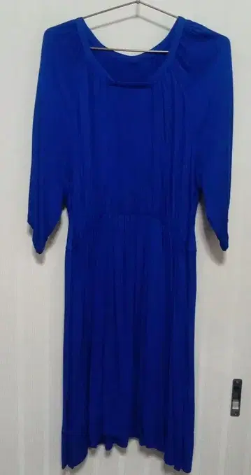 새상품급 주카 ZUCCa 레이온 개더 원피스 로얄 블루 M