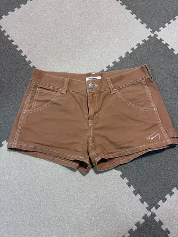 TOMMY 브라운 숏팬츠 S 사이즈