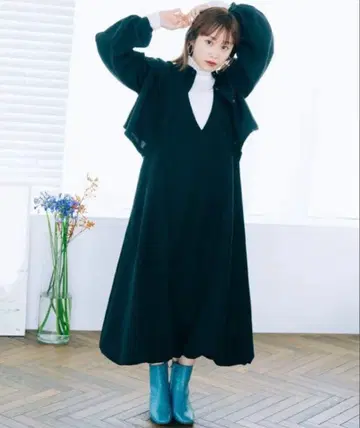 haco! [ 타카하시 아이 콜라보 ] 벌룬 실루엣 원피스와 자켓 세트