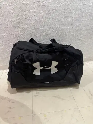 언더 아머 보스턴 백 블랙