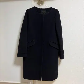 그린 레이블 릴랙싱 네이비 후드 부착 롱 코트