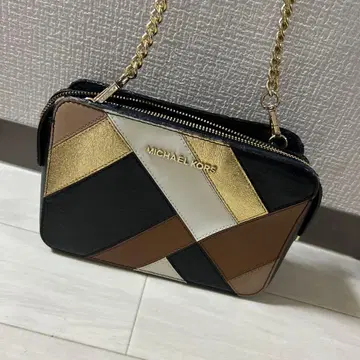 MICHAEL KORS 지오메트릭 숄더백