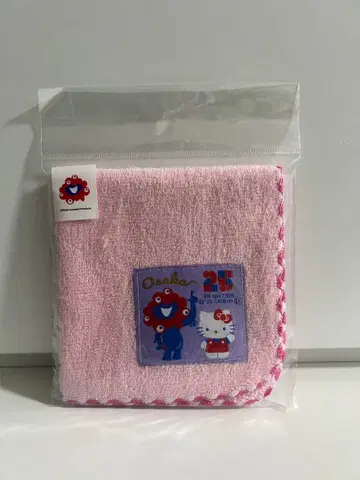 오사카 만박 한정판 먀쿠먀쿠 산리오 콜라보 손수건 키티