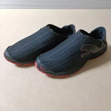 새상품급 PUMA 23.5cm 슬립온 스니커즈