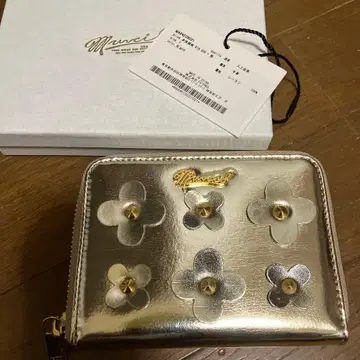 뮤베 골드 꽃 모티브 접이식 지갑