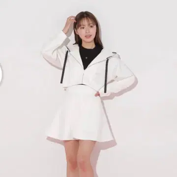 JILL by JILLSTUART 숏 기장 후디 & 인빵 포함 스커트