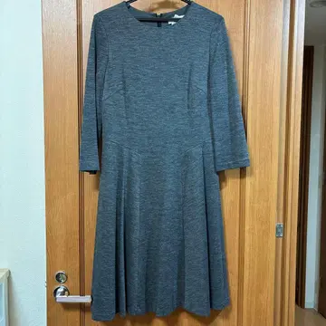 [ 자유구 ] 이탈리아제 원단 그레이 긴팔 플레어 원피스 38