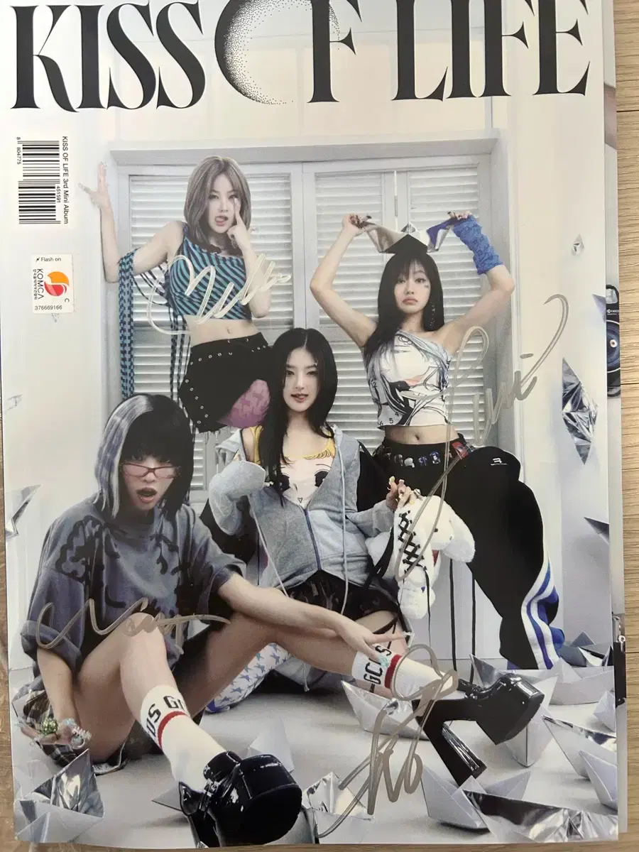 Key off full genuine sign album wts (full set excluding poca)