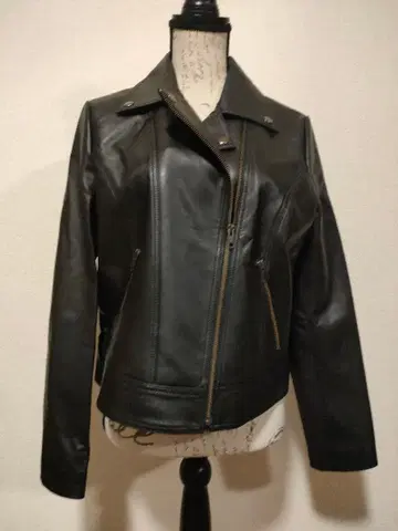 3 컨디션 최상 베스조이야 Vesgioia 가죽 자켓 램 가죽