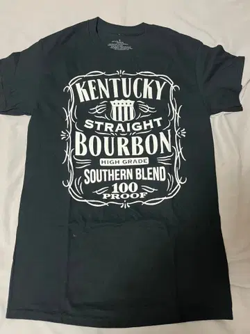 켄터키 스트레이트 버번 T셔츠 S사이즈