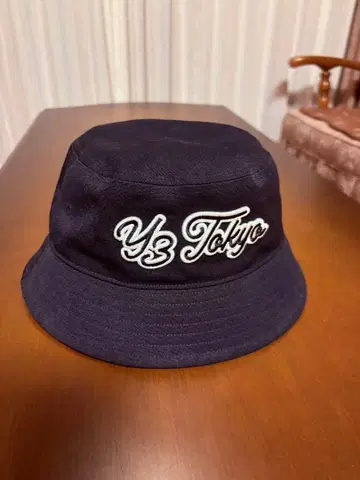 Y-3 블랙 버킷햇