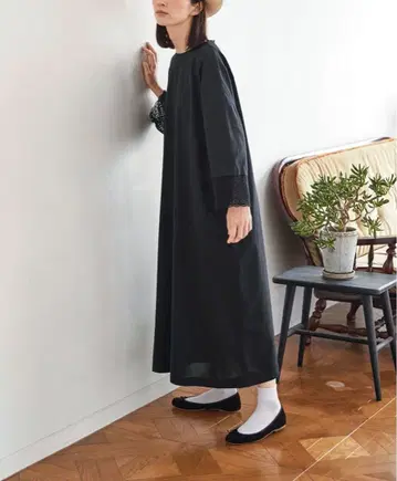 써니클라우드 레이스를 좋아하는 마녀의 원피스