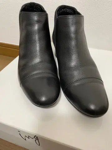 블랙 가죽 사이드 고어 숏부츠