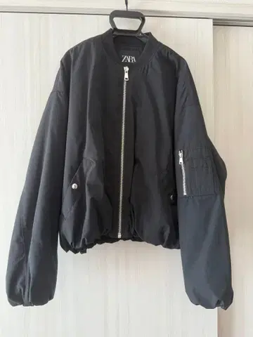 ZARA 블랙 봄버 자켓