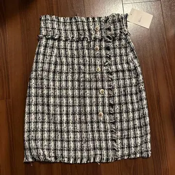 미사용 시착만 한 상품 DURAS 트위드 스커트