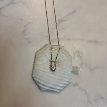 스와로브스키 골드 목걸이