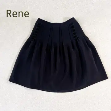 새상품급 Rene 턱 플레어 스커트 네이비 사이즈 36 고급 귀여운