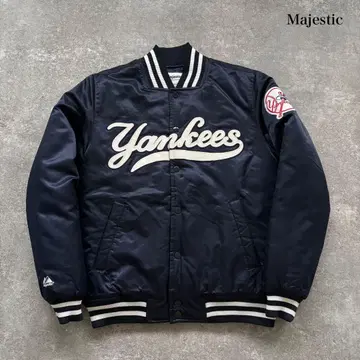 [ Majestic ] 마제스틱 양키스 바시티 자켓 필기체 로고 자수