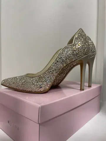 DIANA 24cm 힐