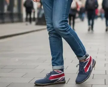 유니언 잭 스웨이드 하이컷 스니커즈 clarks