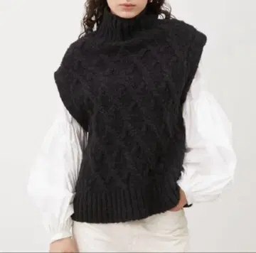 Mila Owen 니트 베스트