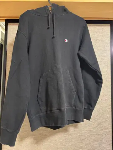 Champion 블랙 후드티 L 사이즈