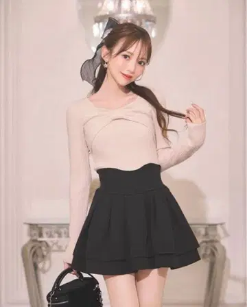 미셸 마카롱 슬림 레그 스커트 블랙 S