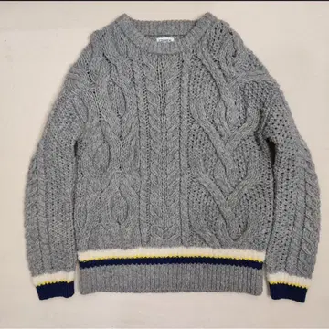 COOHEM 코헨 케이블 짜임 크루넥 스웨터