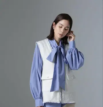 프린지 트위드 베스트