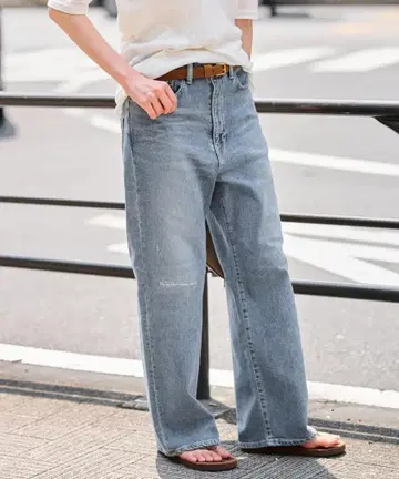 FRAMEWORK 새상품급 데미지 가공 데님 팬츠(34)