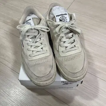 SixTONES 리복 콜라보 스니커즈