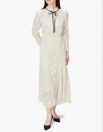 SNIDEL 보타이 레이스 원피스