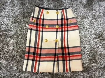 체크 무늬 더블 버튼 스커트