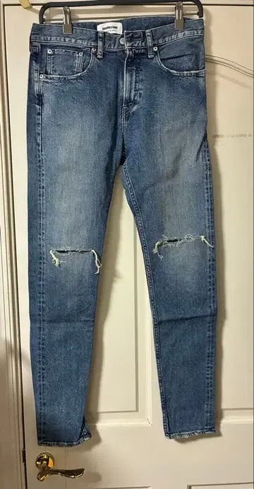 유나이티드 애로우즈 monkey time 데미지 가공 스키니 청바지