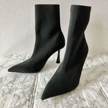 [ 거의 미사용 ] ZARA 니트 삭스 부츠 스틸레토 블랙 38