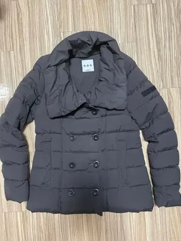 타트라스 다운 자켓