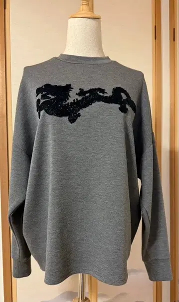 비비안 탐 풀오버