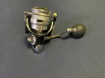 스피닝 릴 블랙/실버 컴팩트