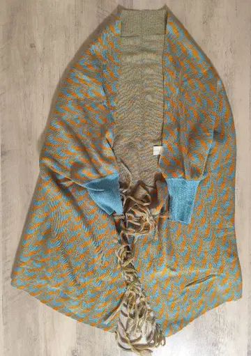 이바나 헬싱키 자카드 니트 가디건 스톨