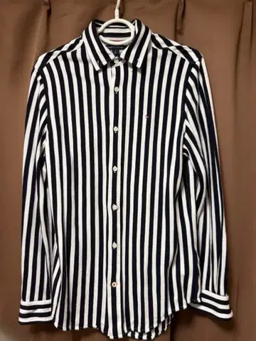 타미힐피거 스트라이프 긴팔 셔츠