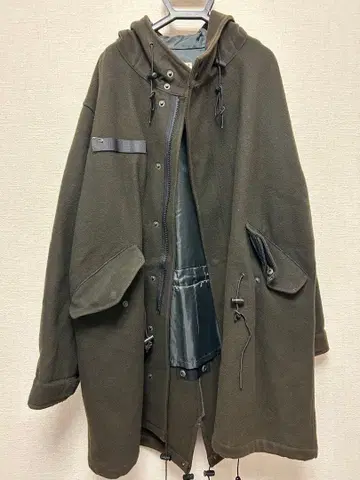 BOXing 후드 부착 모즈 코트 S 사이즈